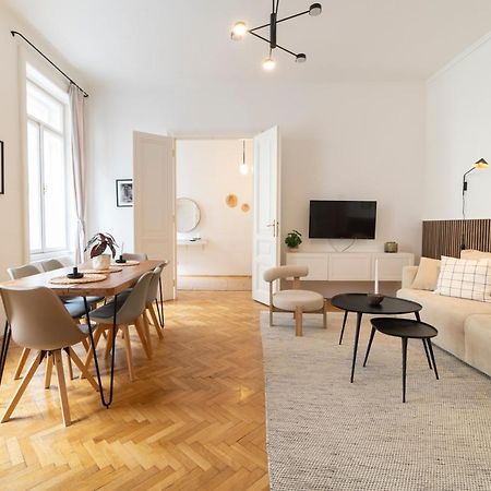 Josef'S Home I Premium Apartment In Ideal Location Wenen Buitenkant foto