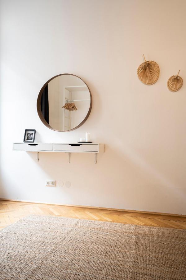 Josef'S Home I Premium Apartment In Ideal Location Wenen Buitenkant foto