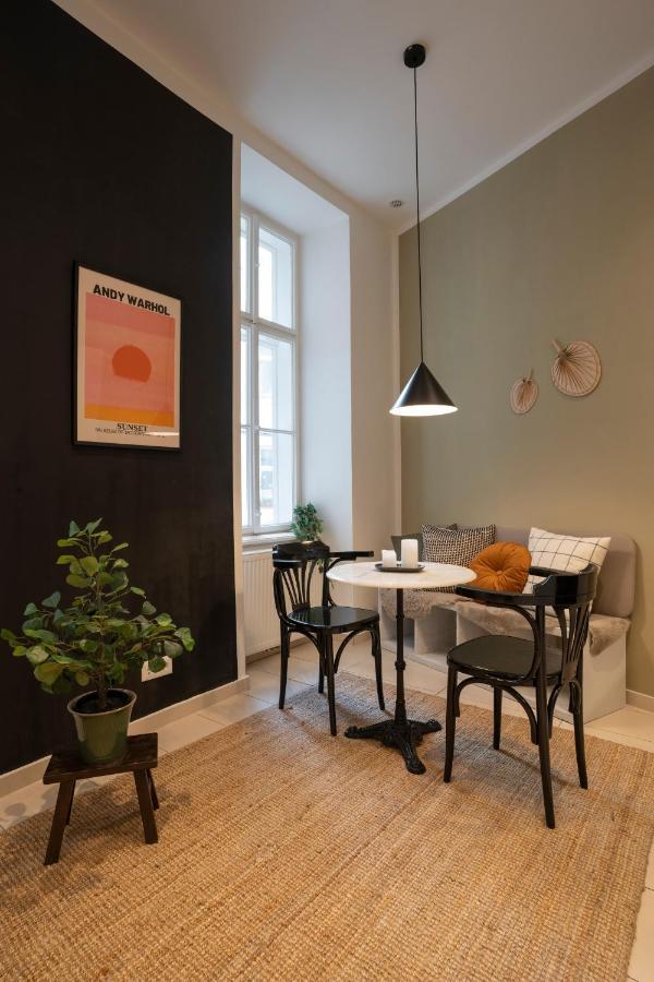 Josef'S Home I Premium Apartment In Ideal Location Wenen Buitenkant foto